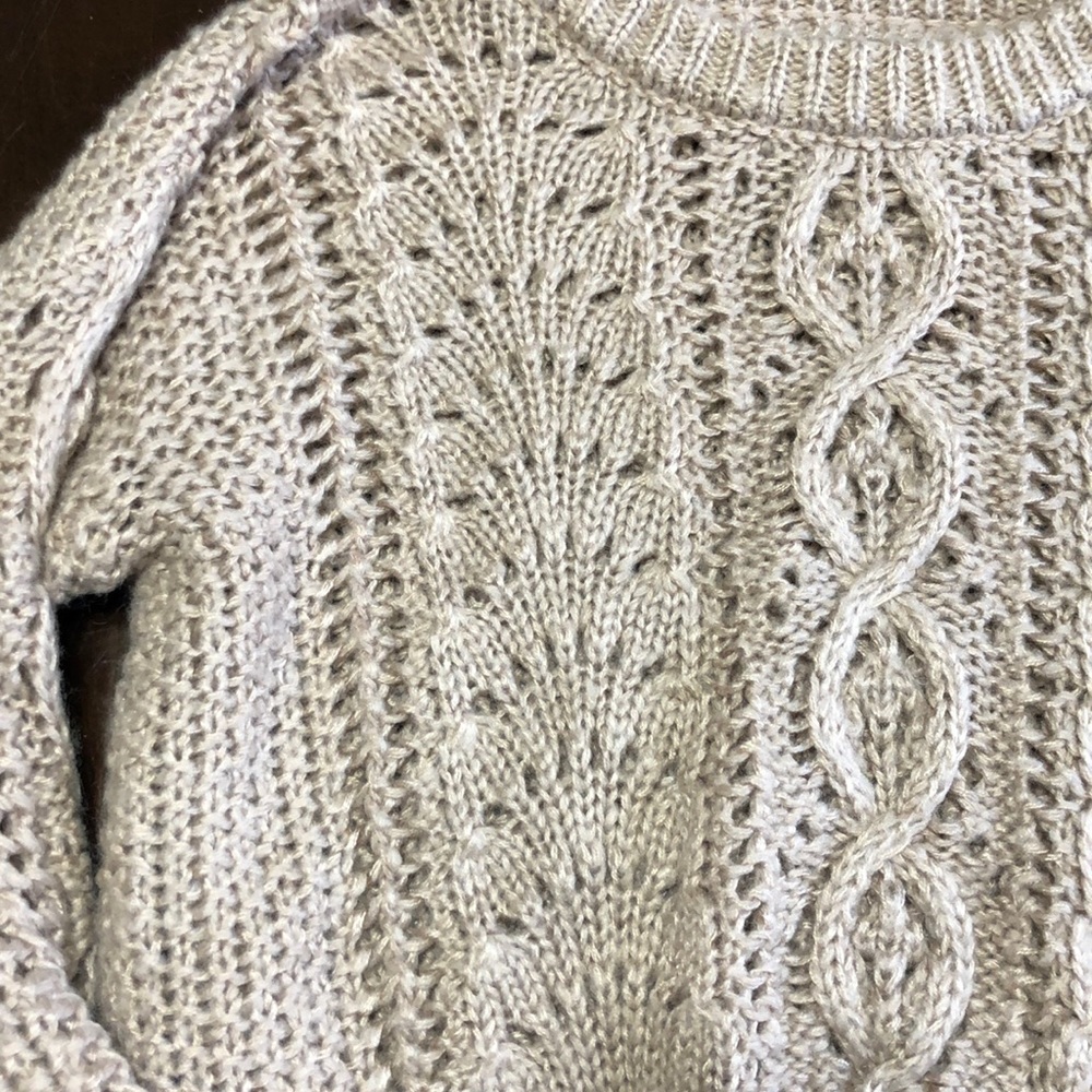 Light Pink Cropped Sweater - Picture 2 of 3